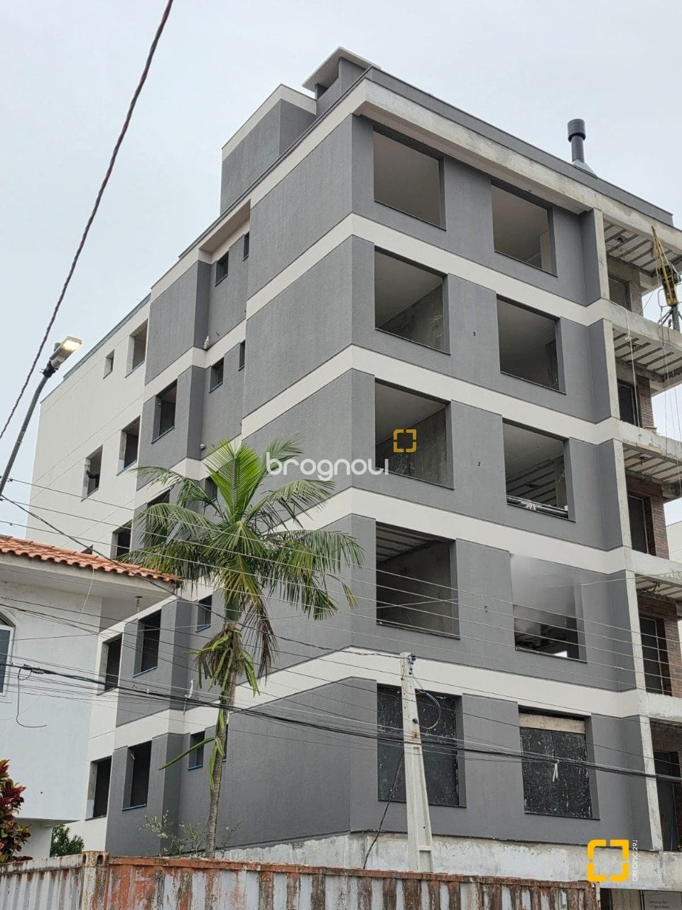 Apartamento à venda em Centro, Palhoça/SC — foto principal