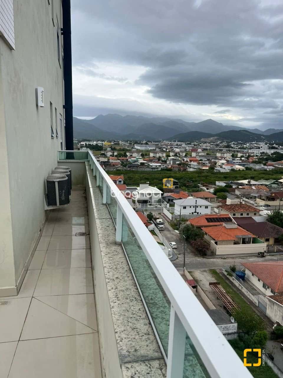 Brognoli Vende Apartamento de 3 quartos sendo 1 suíte no Centro de Palhoça /SC — foto principal