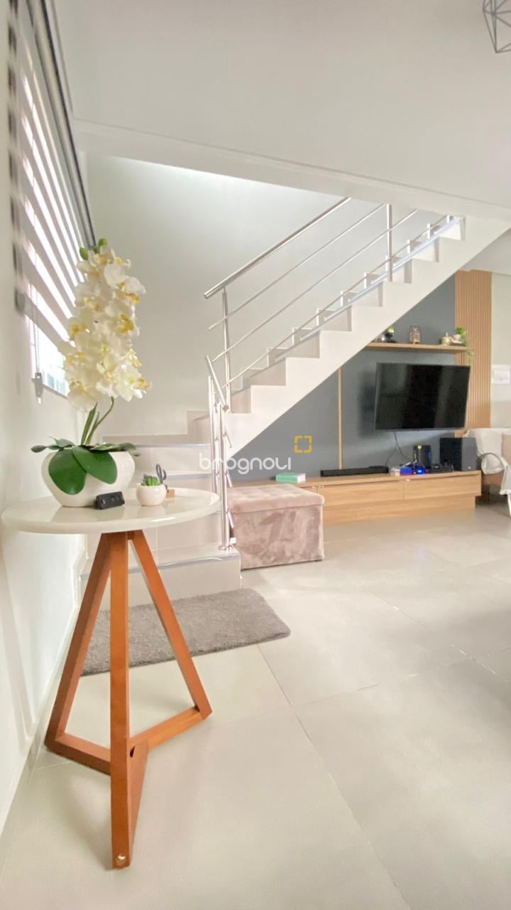 Casa à venda em São João do Rio Vermelho, Florianópolis/SC — foto principal