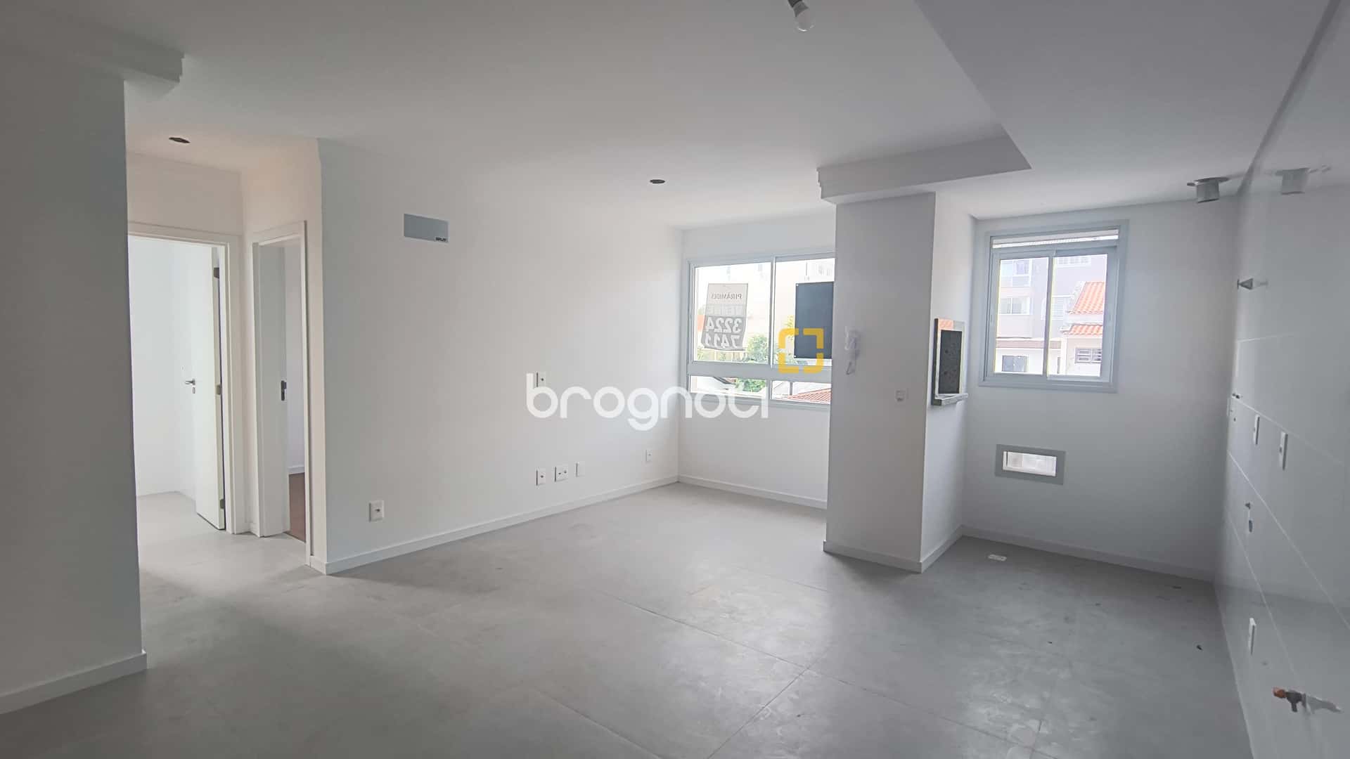 Apartamento de 2 Quartos sendo 1 suíte e garagem no Coqueiros. — foto principal