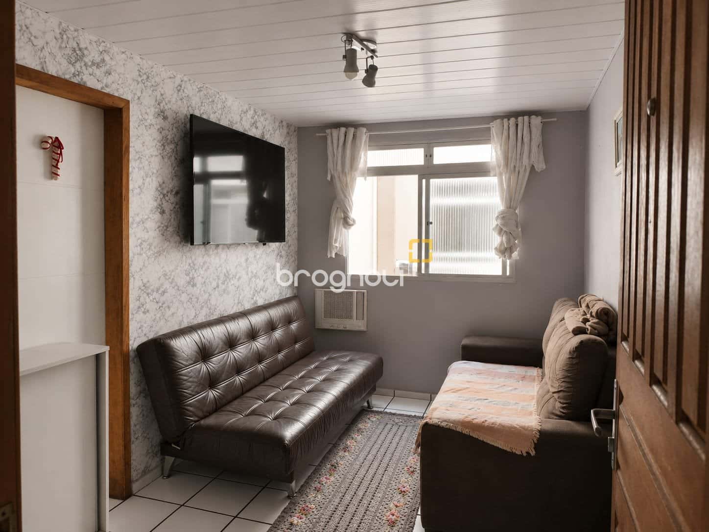 Apartamento à venda 2 dormitórios no bairro Praia Comprida em São José/SC. — foto principal