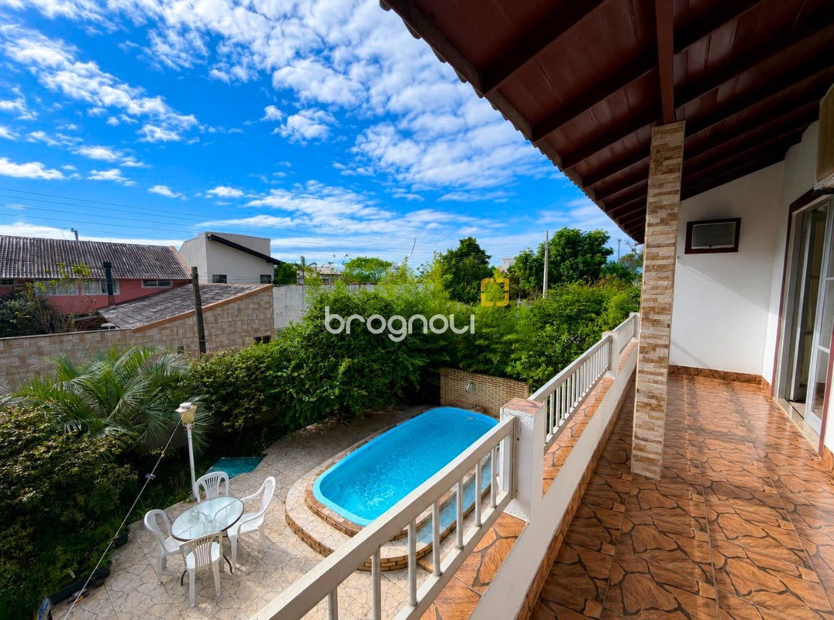 Casa à venda em Rio Tavares, Florianópolis/SC — foto principal