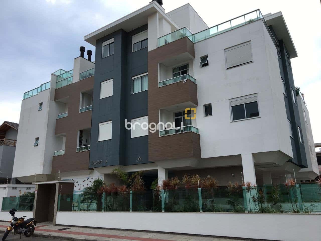 Apartamento 2 Dormitórios (1suíte) no ACM - Rio Tavares Florianópolis SC — foto principal