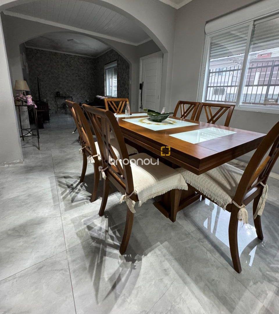 Casa à venda em Coloninha, Florianópolis/SC — foto principal