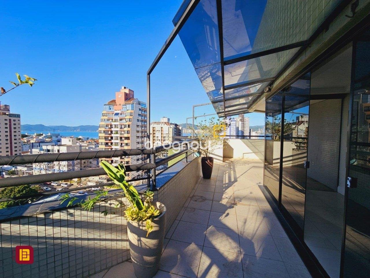 Cobertura à venda em Balneário, Florianópolis/SC — foto principal