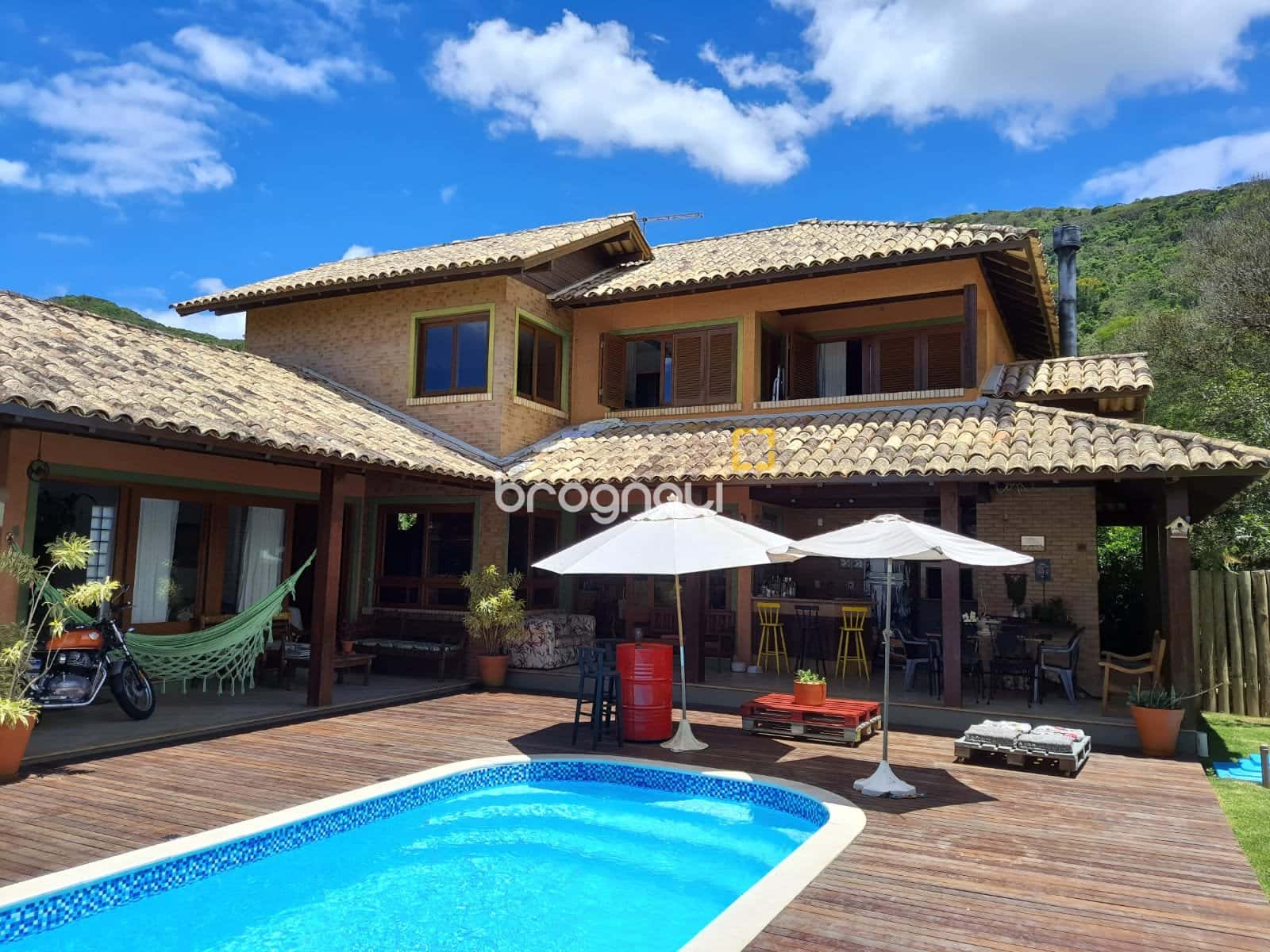 Exclusividade, conforto e natureza em perfeita harmonia na Lagoa da Conceição. — foto principal
