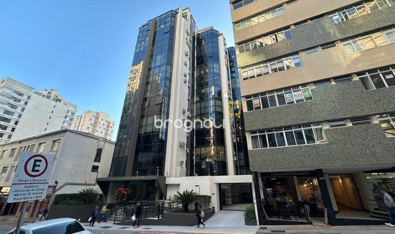 Sala Comercial à venda em Centro, Florianópolis/SC — foto principal