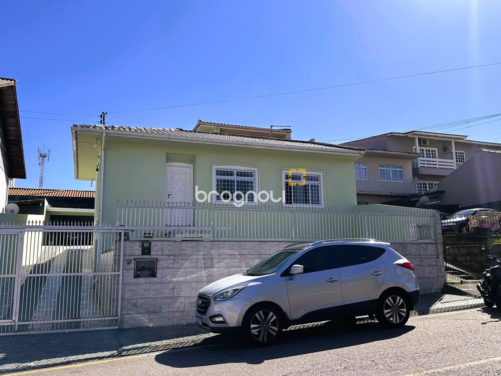Casa à venda em Barreiros, São José/SC — foto principal
