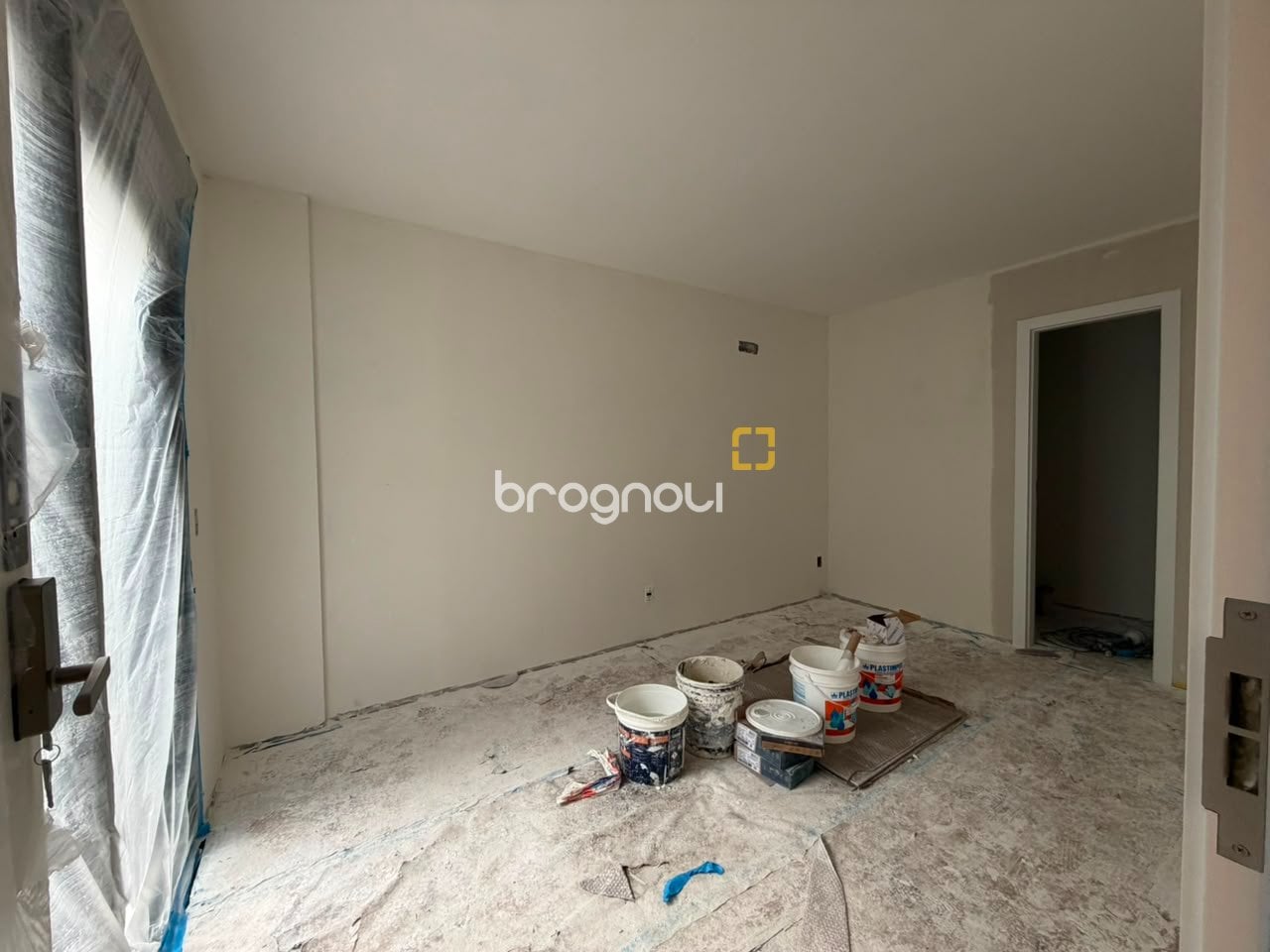Apartamento à venda em Pantanal, Florianópolis/SC — foto principal