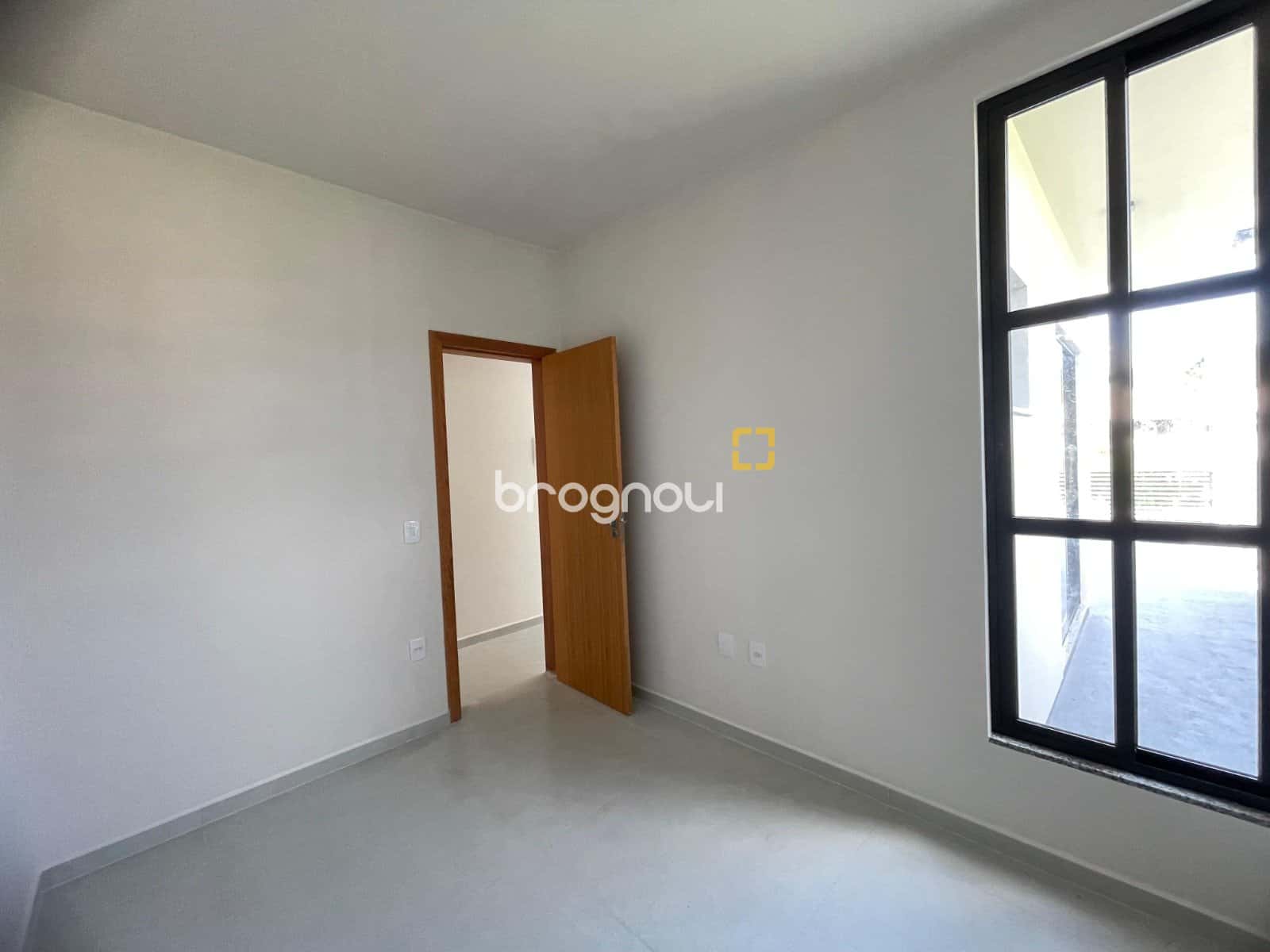 Casa nova com 2 quartos, a venda em Forquilhas, São José. — foto principal