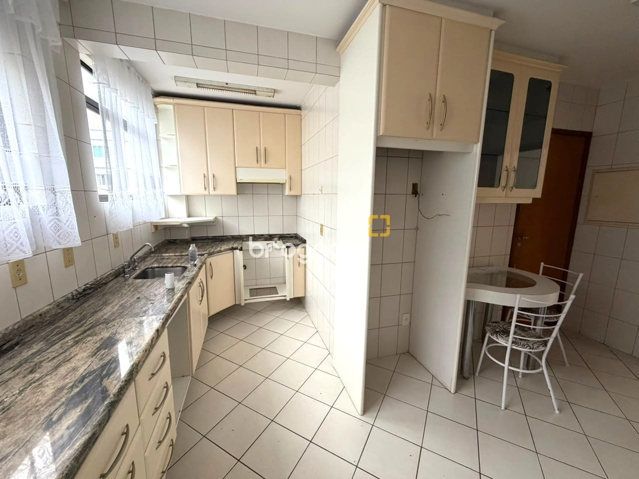 Apartamento à venda em Centro, Florianópolis/SC — foto principal