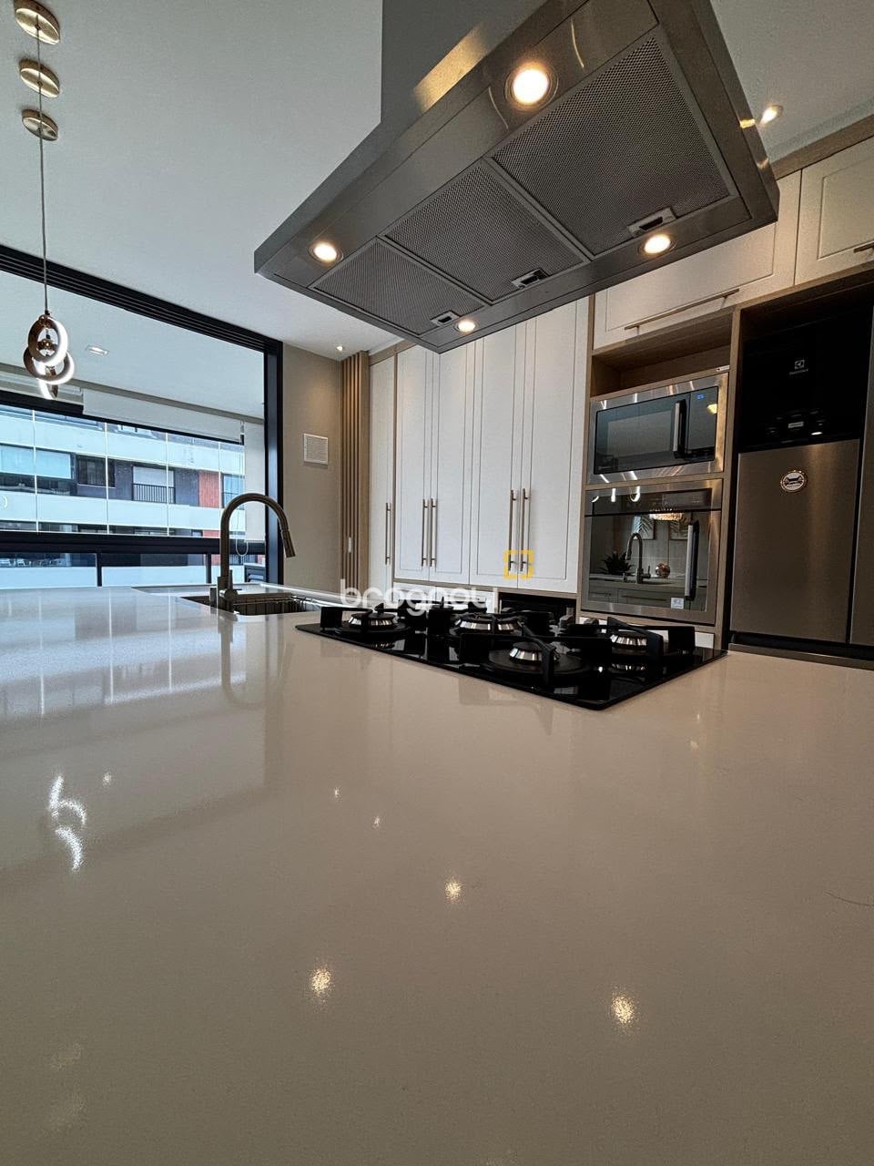 Apartamento à venda em Jurerê, Florianópolis/SC — foto principal