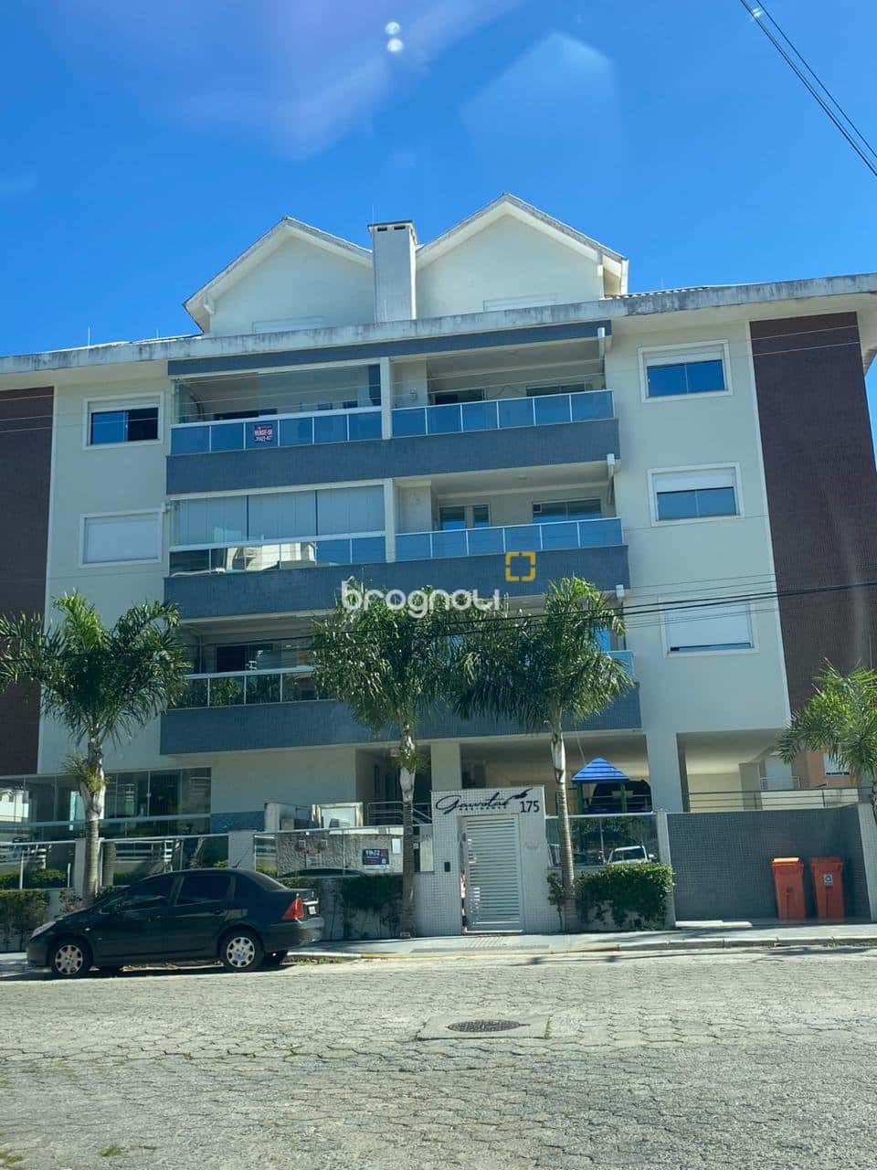 APARTAMENTO GARDEN, 2 DORMITÓRIOS, SENDO 1 SUÍTE, 170 METROS DA PRAIA — foto principal
