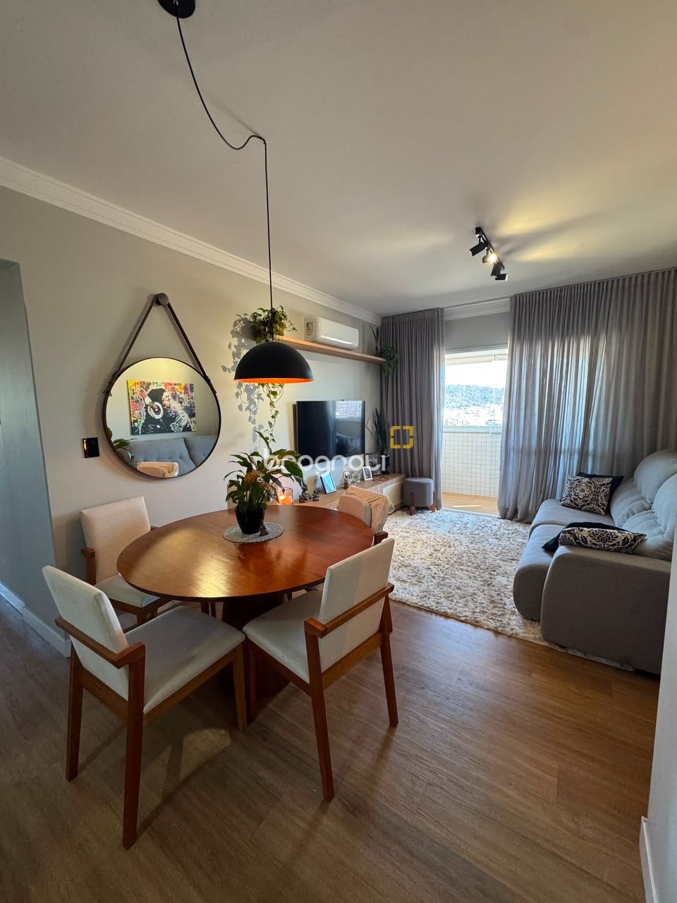 Apartamento à venda em Barreiros, São José/SC — foto principal