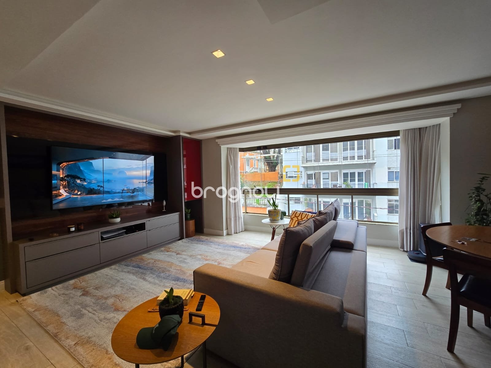 Apartamento à venda em Centro, Florianópolis/SC — foto principal