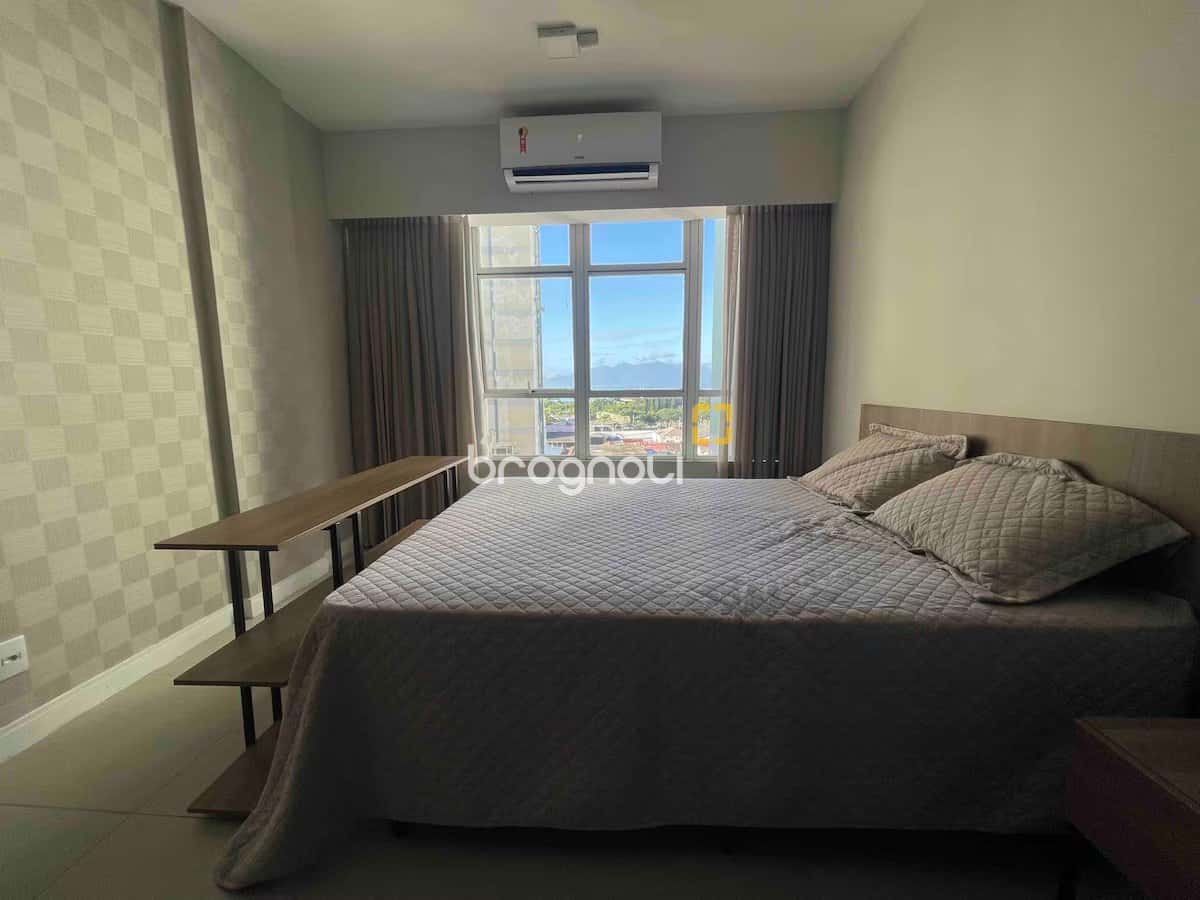 BROGNOLI VENDE - STUDIO MOBILIADO NO CENTRO DE FLORIANÓPOLIS — foto principal