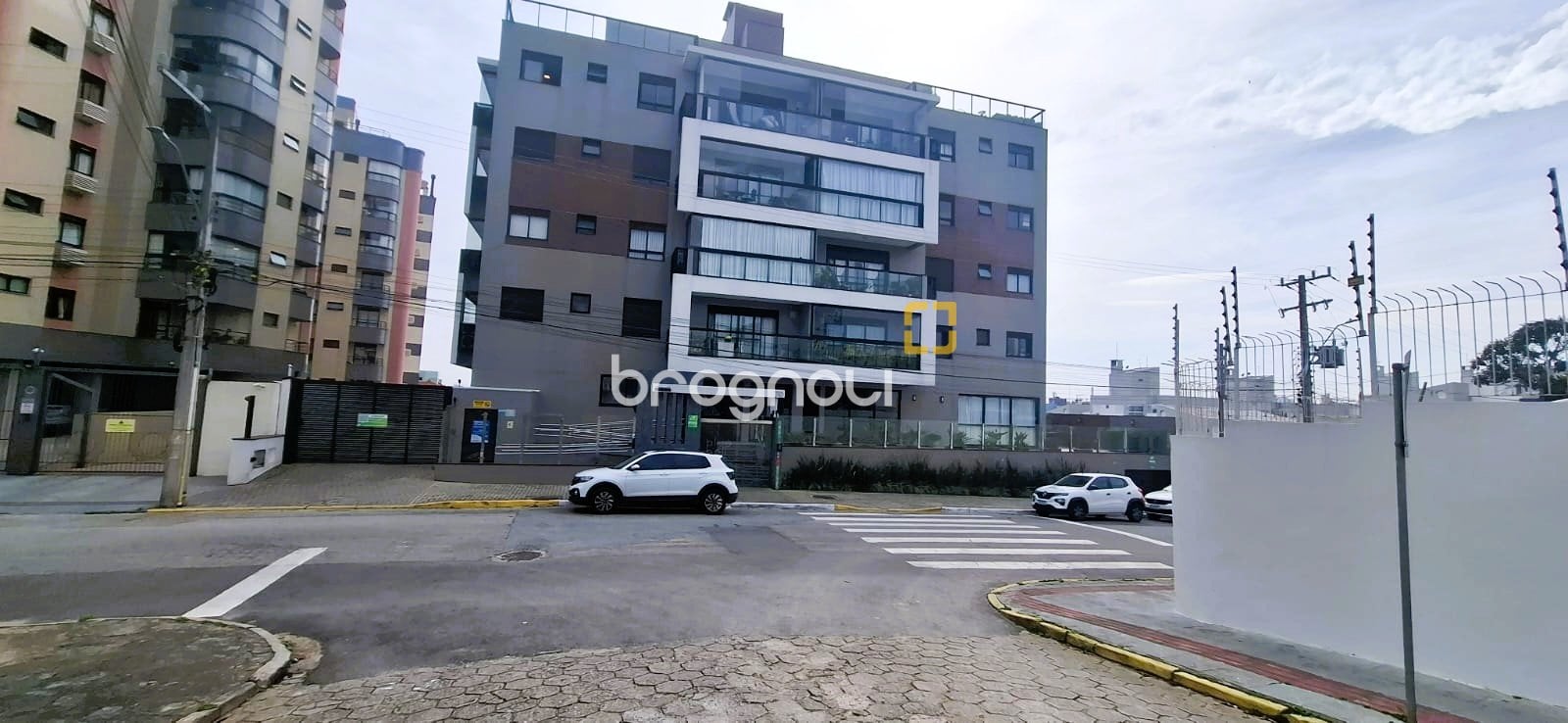 Apartamento à venda em Bom Abrigo, Florianópolis/SC — foto principal