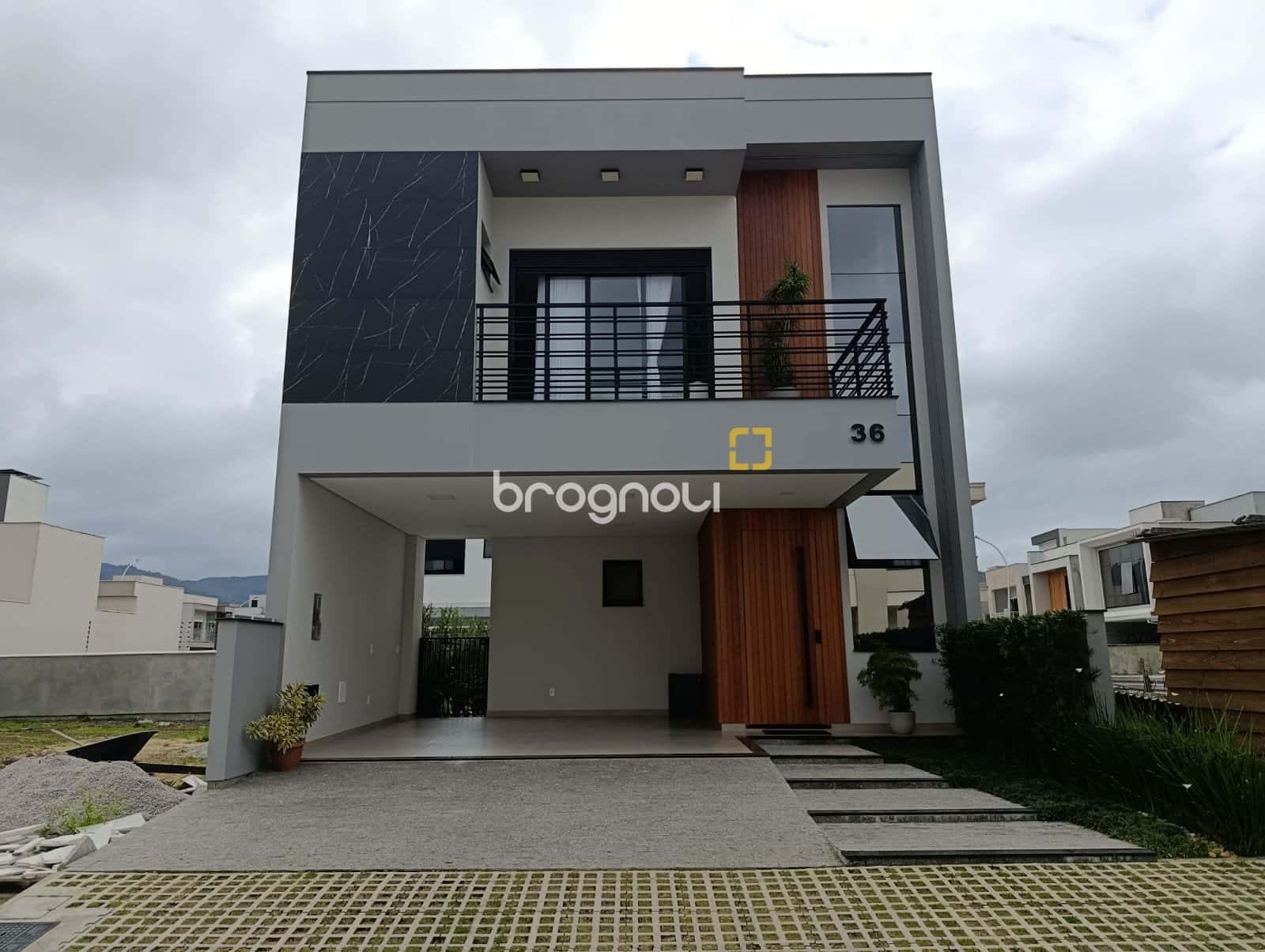 Casa à venda em condomínio 3 quartos, 1 suíte, 4 vagas no DeltaVille, em Biguaçu-SC — foto principal