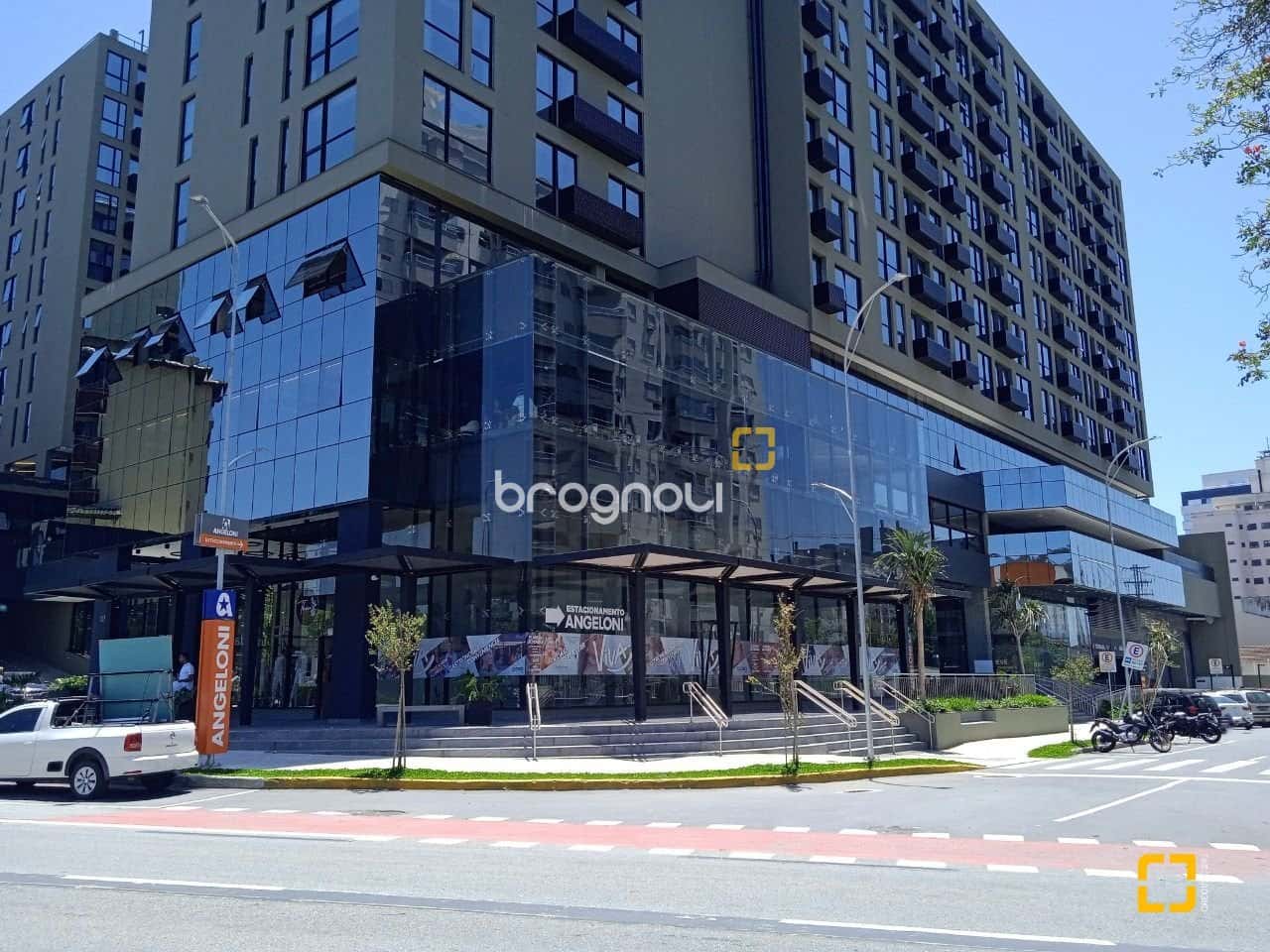 Brognoli Vende Studio/Apart Residencial no bairro Trindade em Florianópolis — foto principal