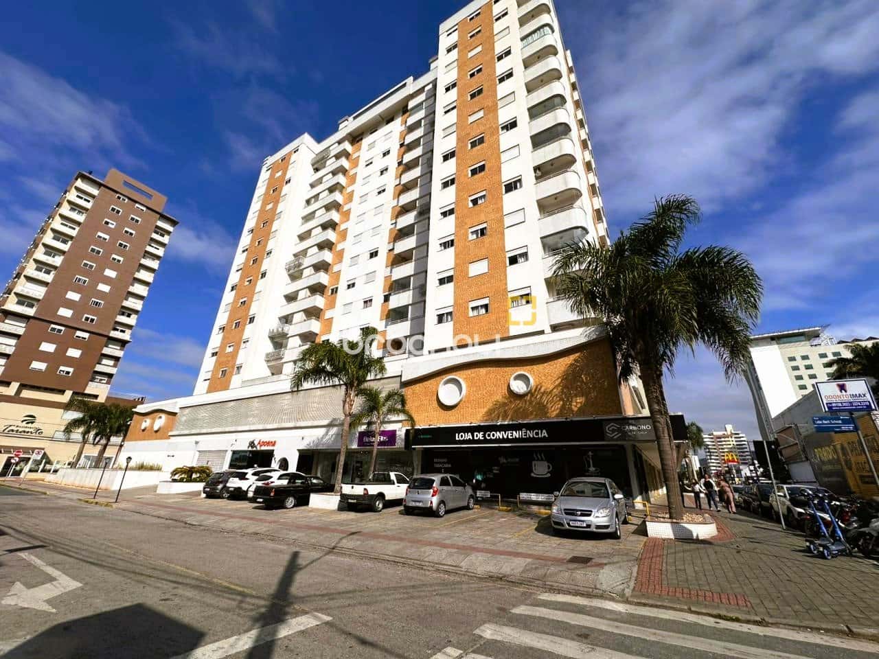Apartamento à venda de 3 dormitórios, sendo 1 suíte no bairro Pagani - Palhoça - SC — foto principal