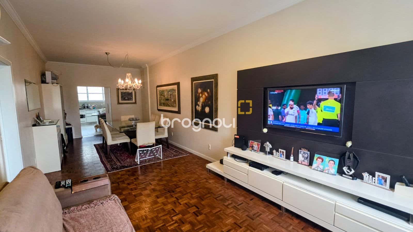 Apartamento Centro de Florianópolis com 111m², andar alto, vaga livre — foto principal