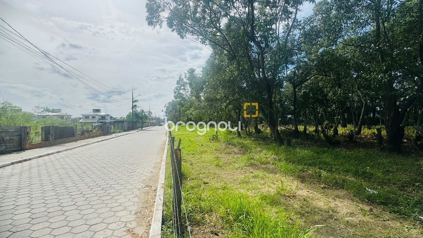 Terreno à venda em São João do Rio Vermelho, Florianópolis/SC — foto principal