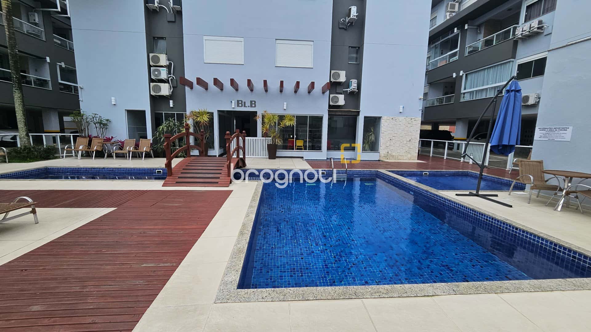 Cobertura com 3 quartos sendo 2 suítes à venda na Praia dos Ingleses — foto principal