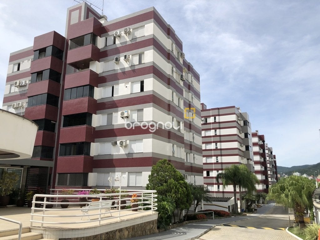 Apartamento à venda em Trindade, Florianópolis/SC — foto principal