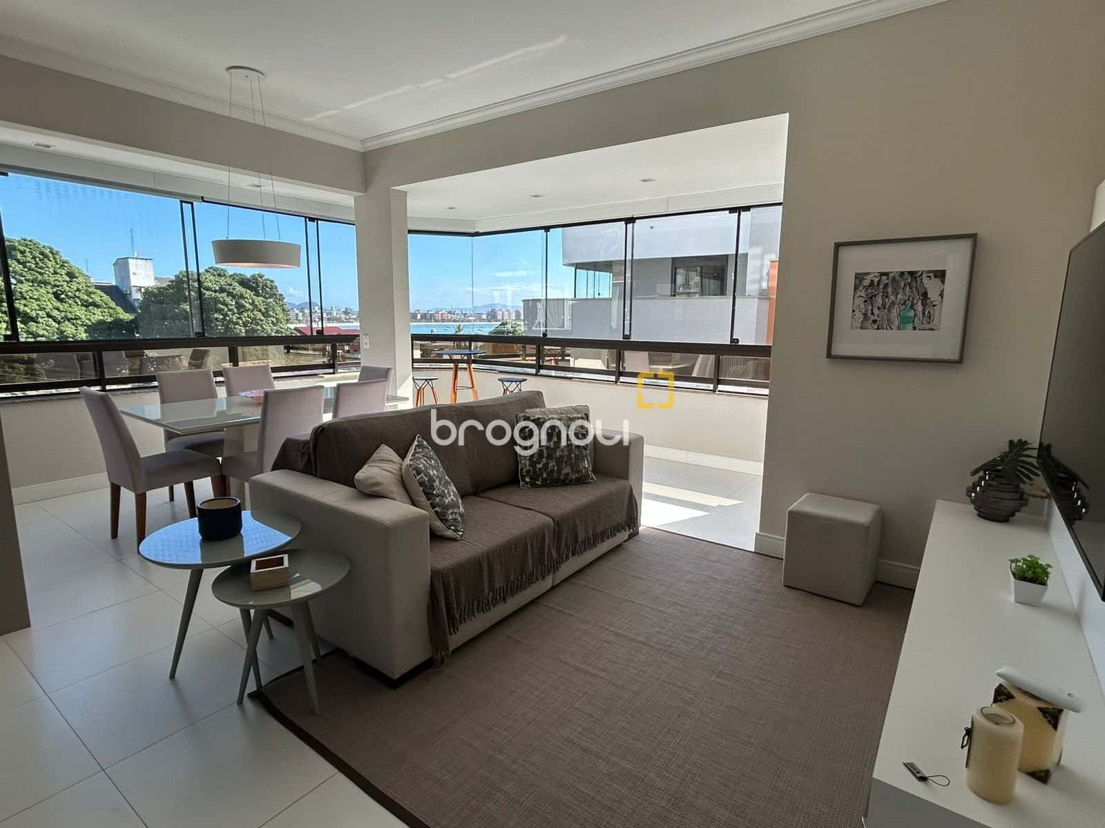 Apartamento com Vista Panorâmica para o Mar — foto principal