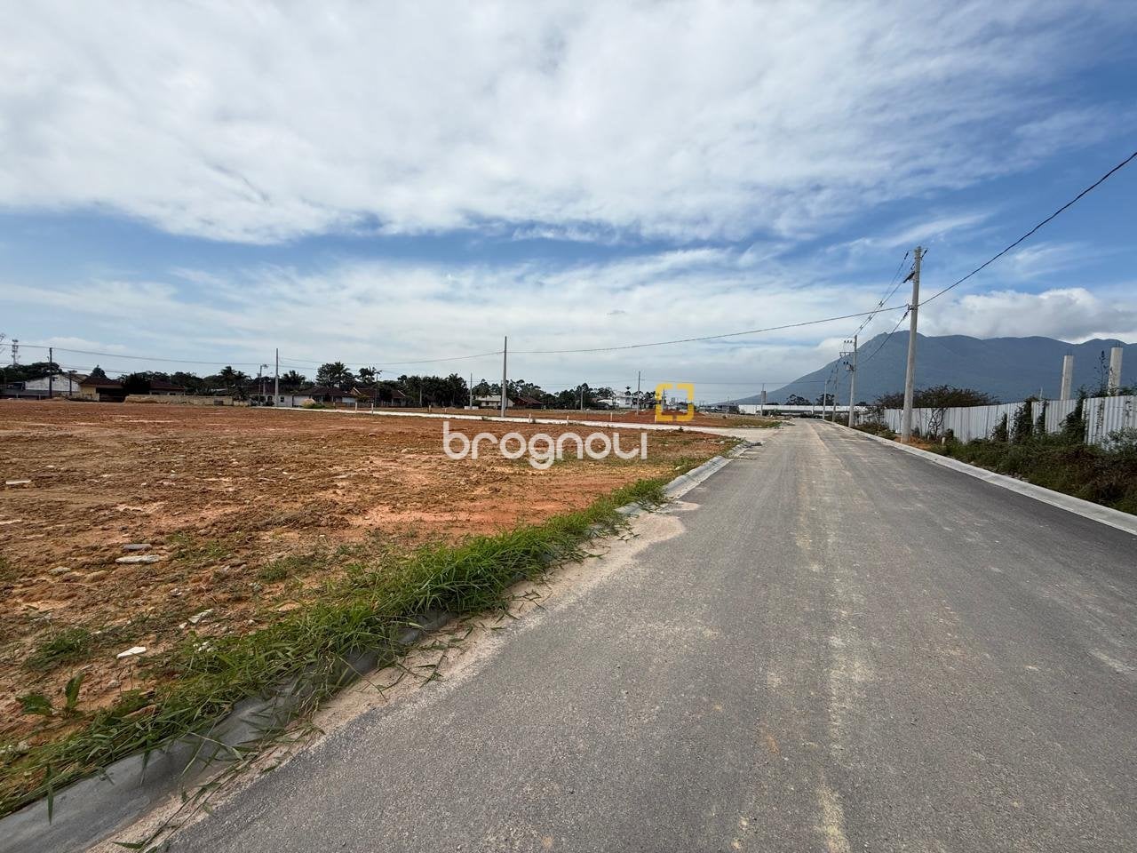 Terreno à venda em Aririú, Palhoça/SC — foto principal