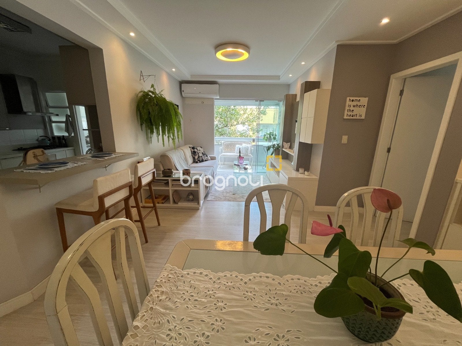 Apartamento à venda em Córrego Grande, Florianópolis/SC — foto principal
