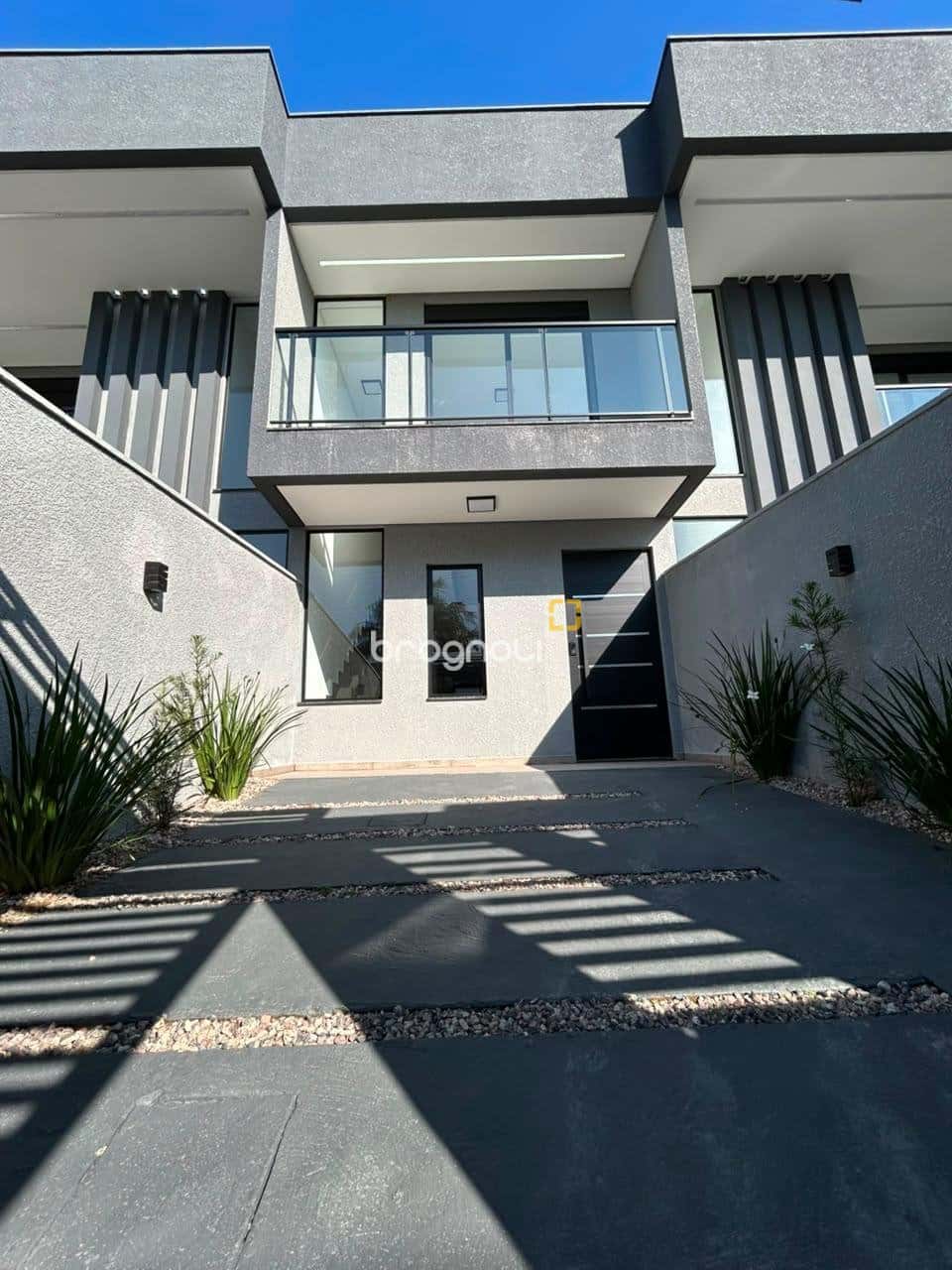 Casa NOVA , 3 quartos (sendo 1 suíte), 2 garagens, no bairro Ingleses em Florianópolis — foto principal