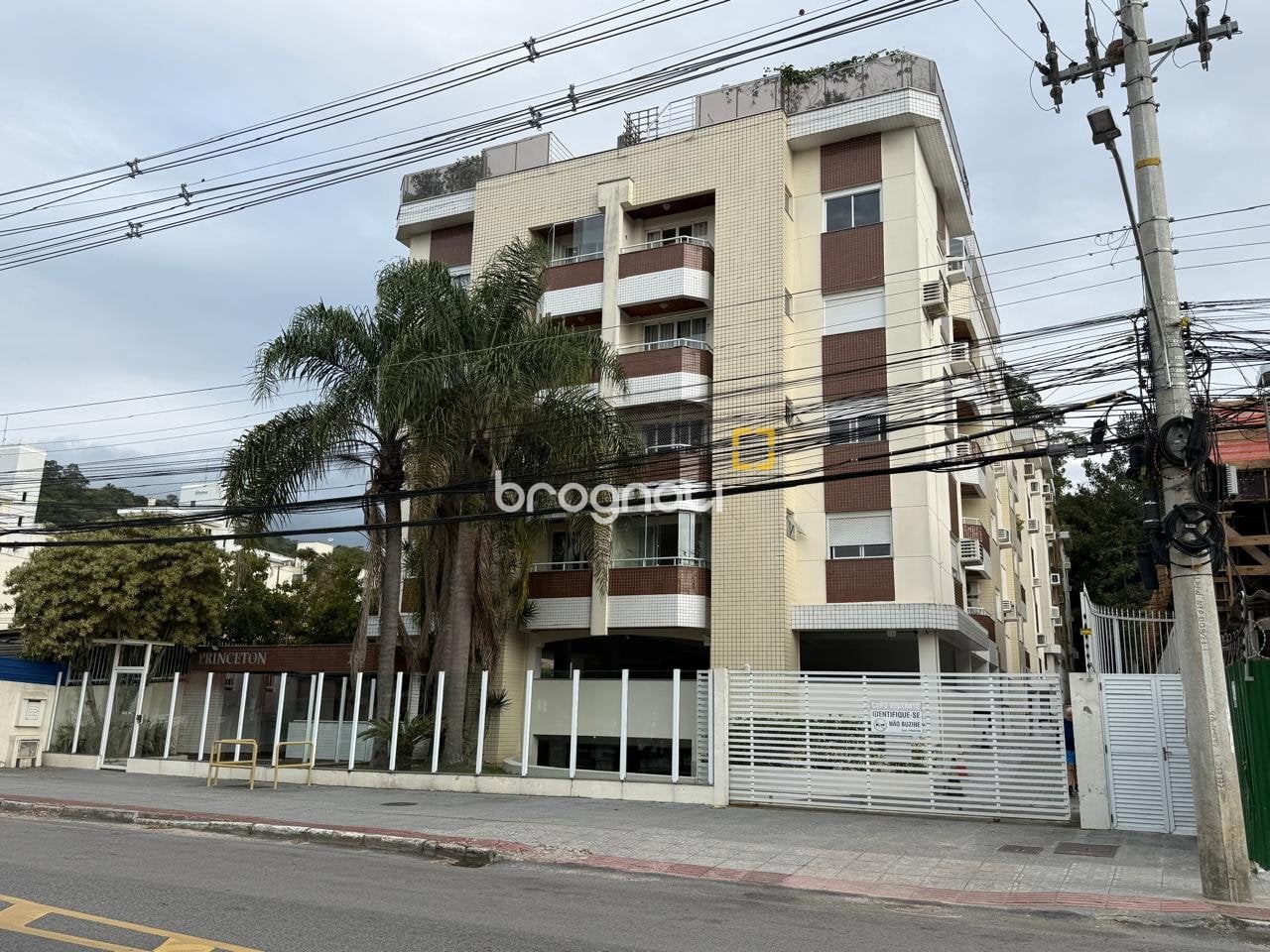 Apartamento à venda em Trindade, Florianópolis/SC — foto principal