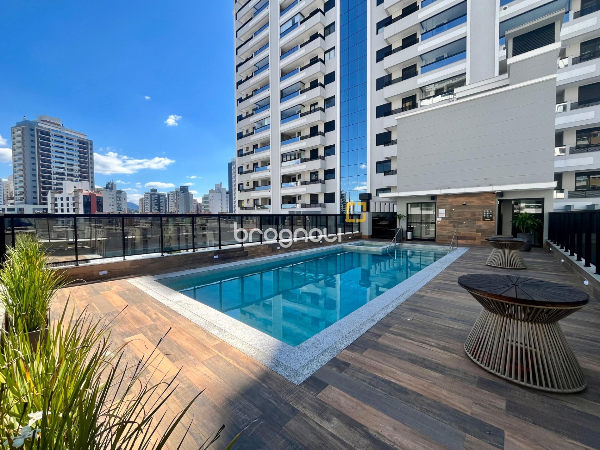Apartamento à venda em Campinas, São José/SC — foto principal