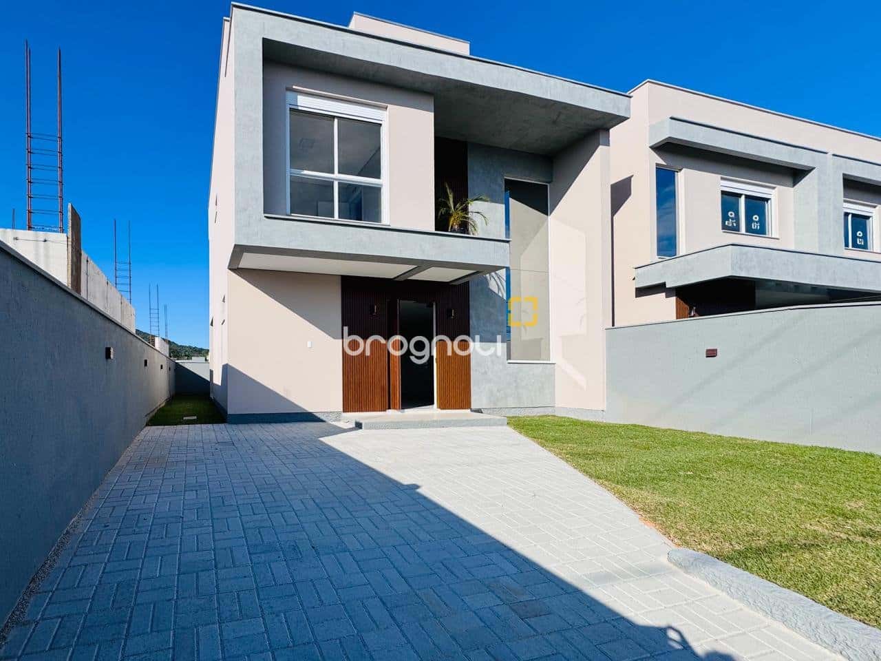 Casa 3 Dormitórios (1 suíte) no Campeche em Florianópolis SC — foto principal