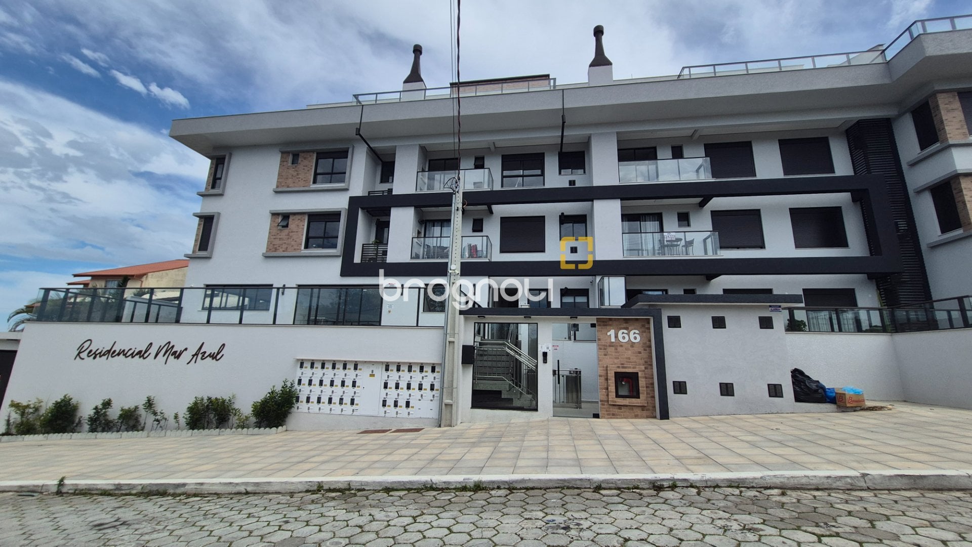 Apartamento à venda em Santinho, Florianópolis/SC — foto principal