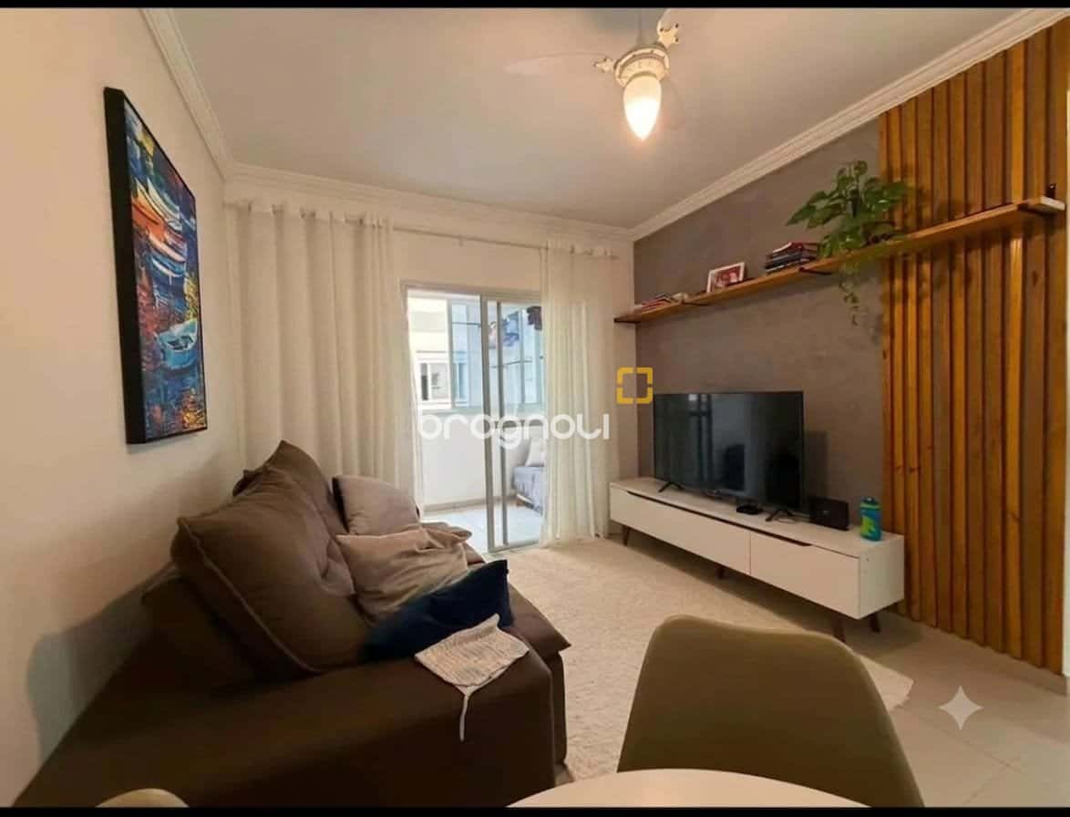 Apartamento com 2 Quartos, 1 Suíte, Churrasqueira e Garagem Coberta nos Ingleses — foto principal