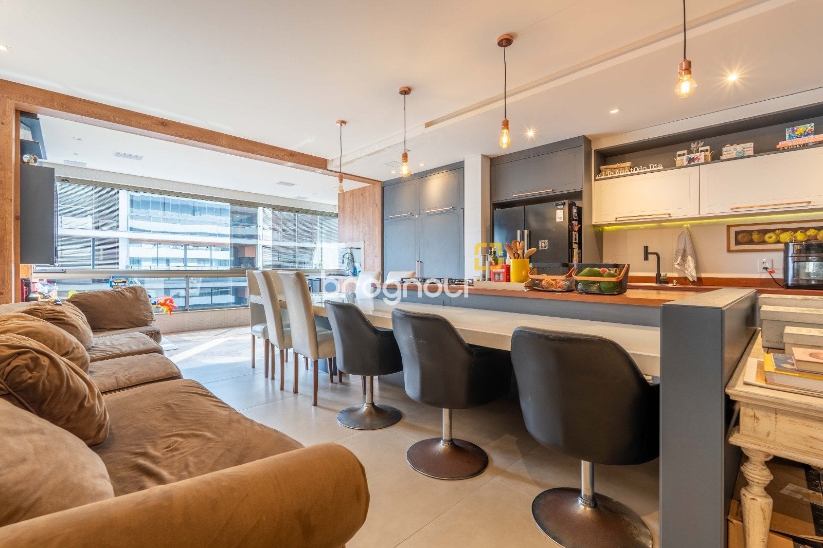 Apartamento à venda em Jurerê, Florianópolis/SC — foto principal
