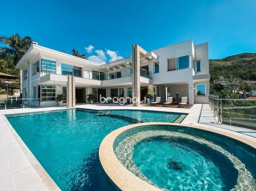 Casa à venda em Praia Brava, Florianópolis/SC — foto principal