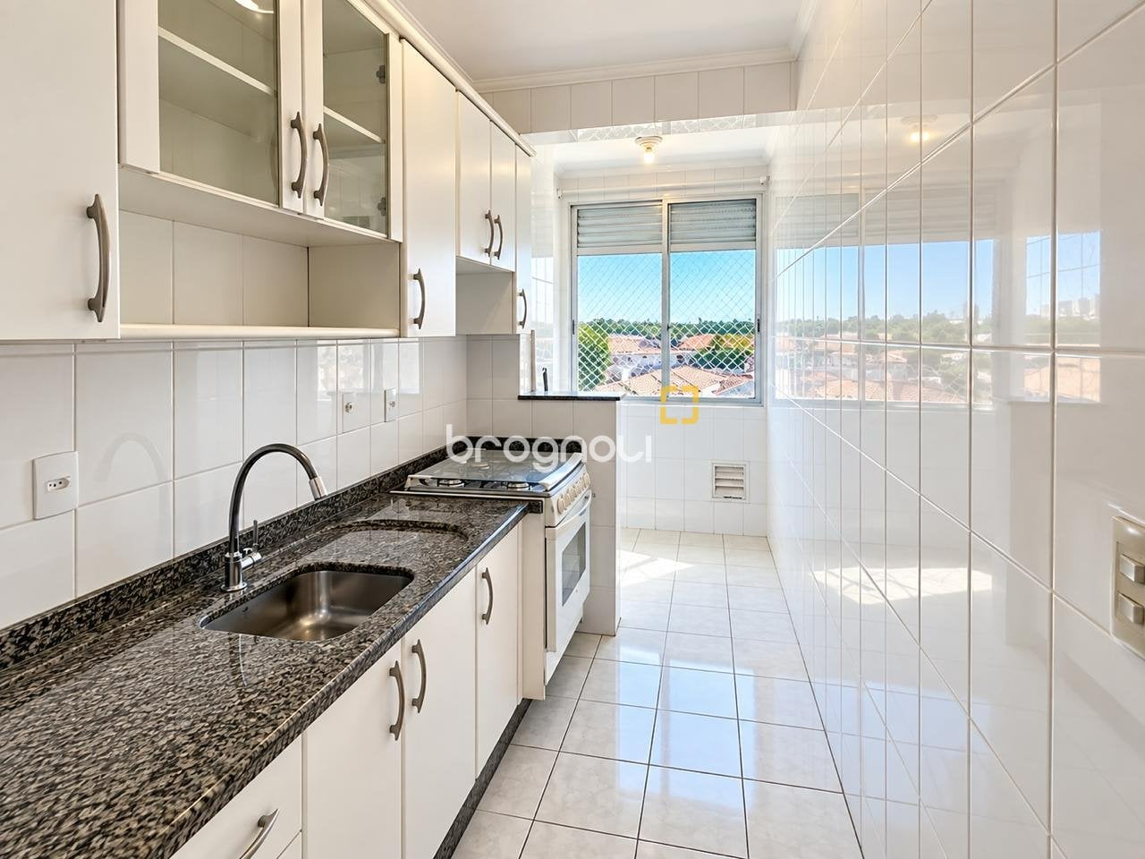 Apartamento à venda em Praia Comprida, São José/SC — foto principal