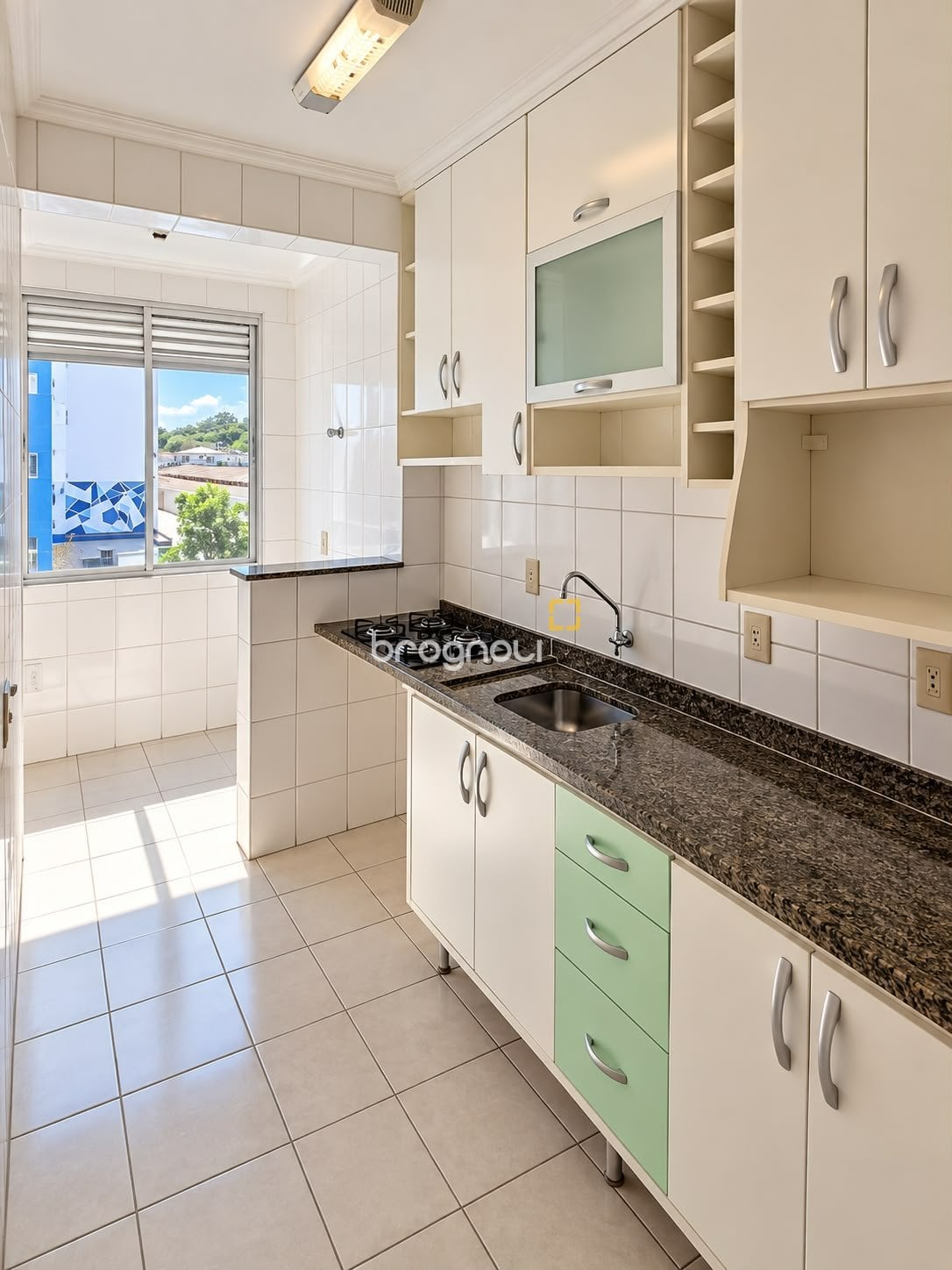 Apartamento à venda em Praia Comprida, São José/SC — foto principal