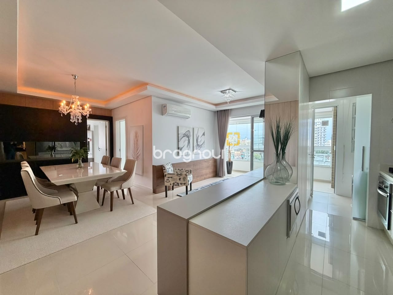 Apartamento à venda em Agronômica, Florianópolis/SC — foto principal