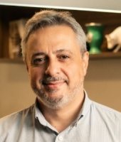 Clairton Sant'anna Garcia