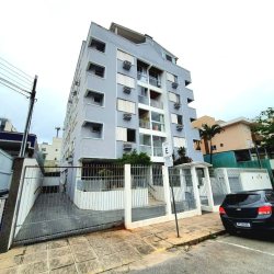 Apartamentos com 91m², 3 quartos, 1 suíte, 1 garagem, no bairro Estreito em Florianópolis