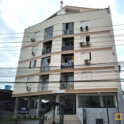 Apartamento com 78m², 3 quartos (sendo 1 suíte), 2 garagens, no bairro Capoeiras em Florianópolis