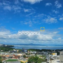 Apartamento com 49m², 1 quarto, 1 garagem, no bairro Itacorubi em Florianópolis