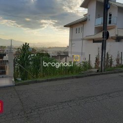 Terreno com 360m², no bairro Fazenda Santo Antônio em São José