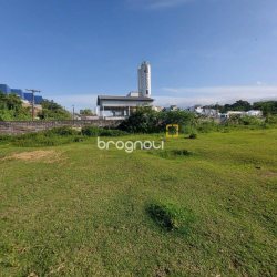Terreno com 3804m², no bairro Distrito Industrial em São José