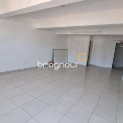 Sala com 180m², no bairro Centro em Florianópolis