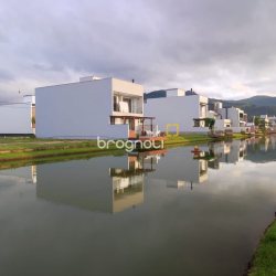 Terreno com 150m², no bairro Beira Rio em Biguaçu